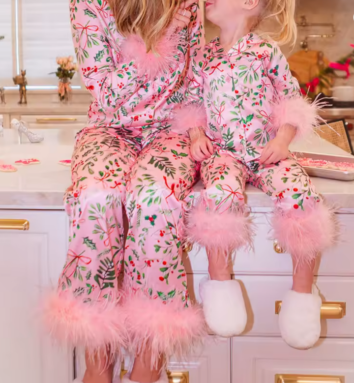Christmas Girls Pink Misletoe & Bows Pyjamas