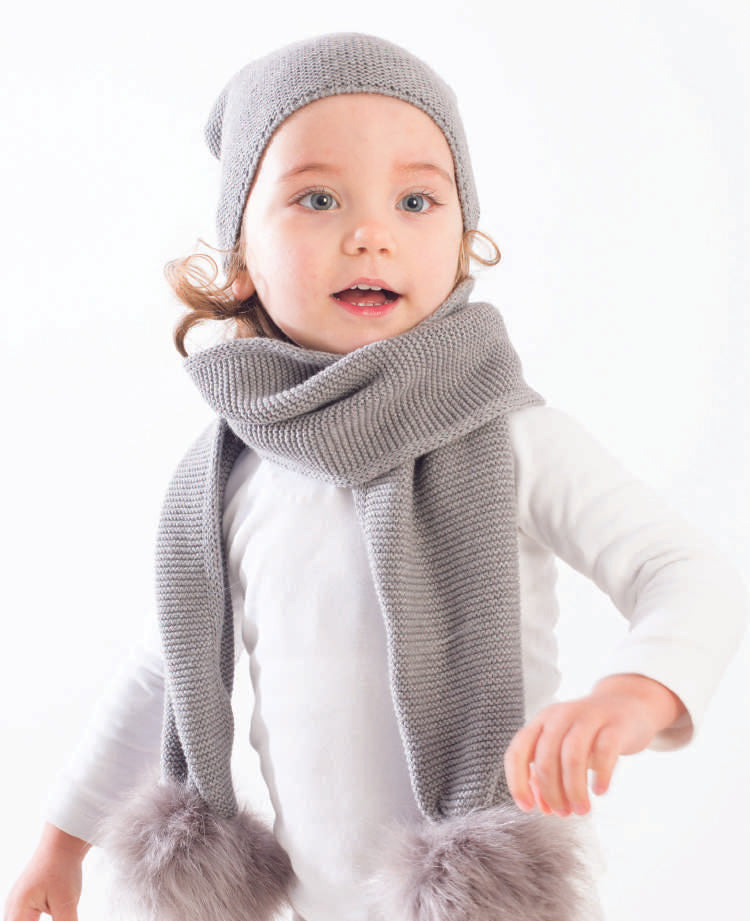 AW22 Meia Pata Grey Faux Fur Pom Pom Scarf – Liquorice Kids