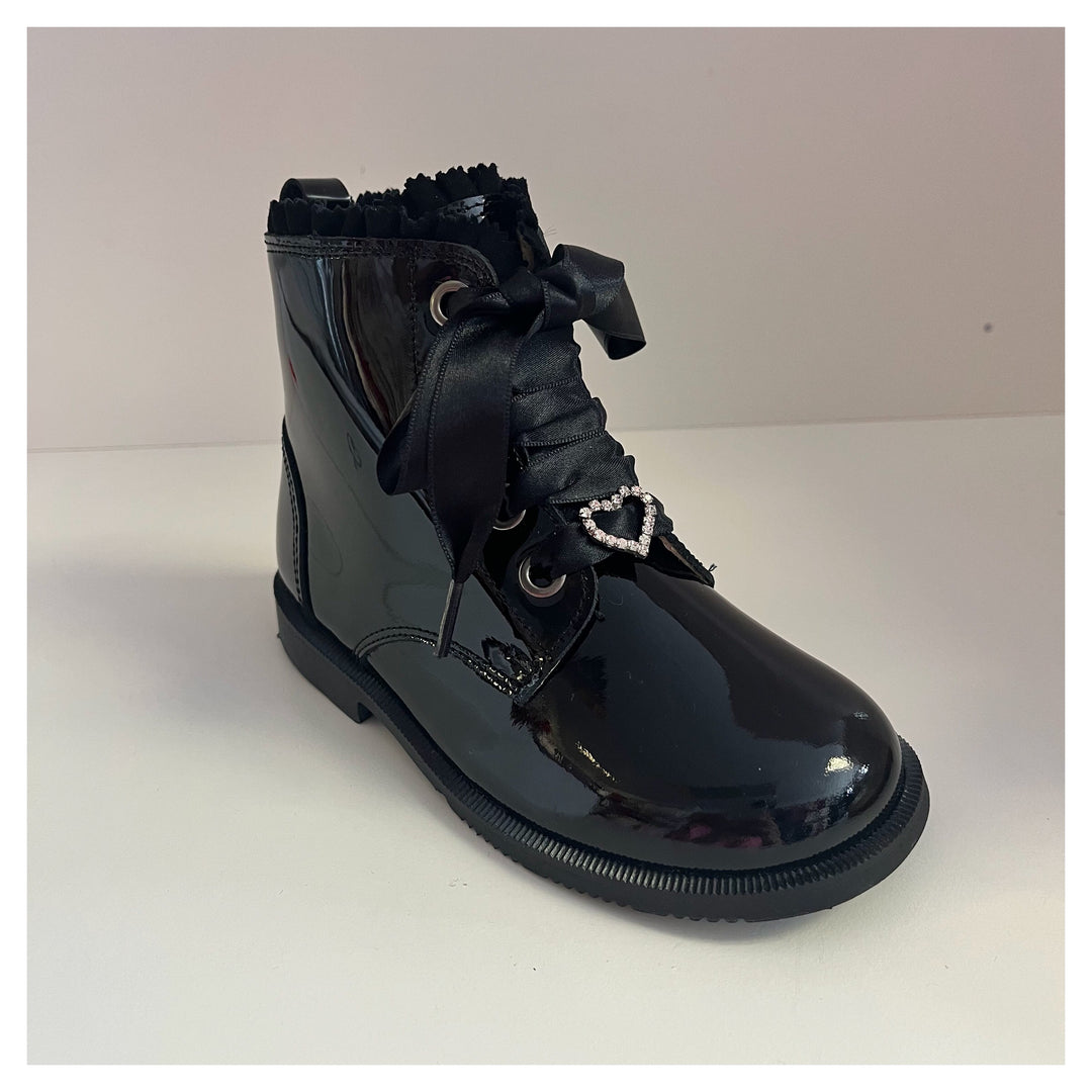 Andanines Girls Black Heart Boots