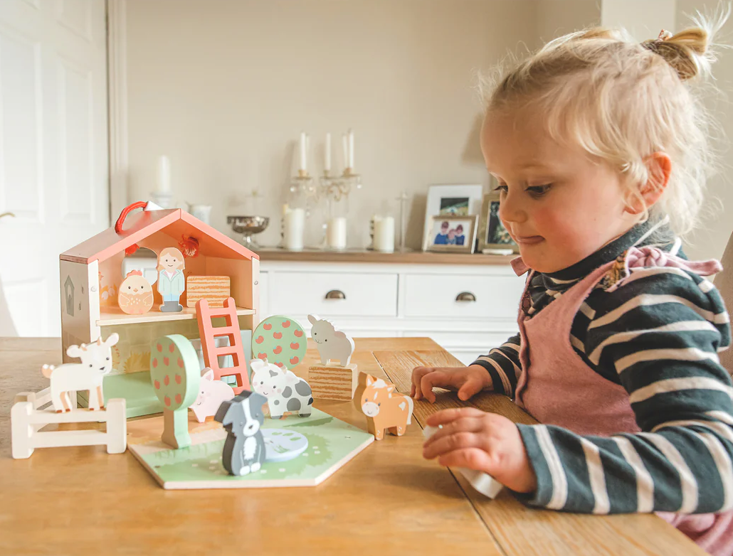 Orange Tree Farmyard Play Set